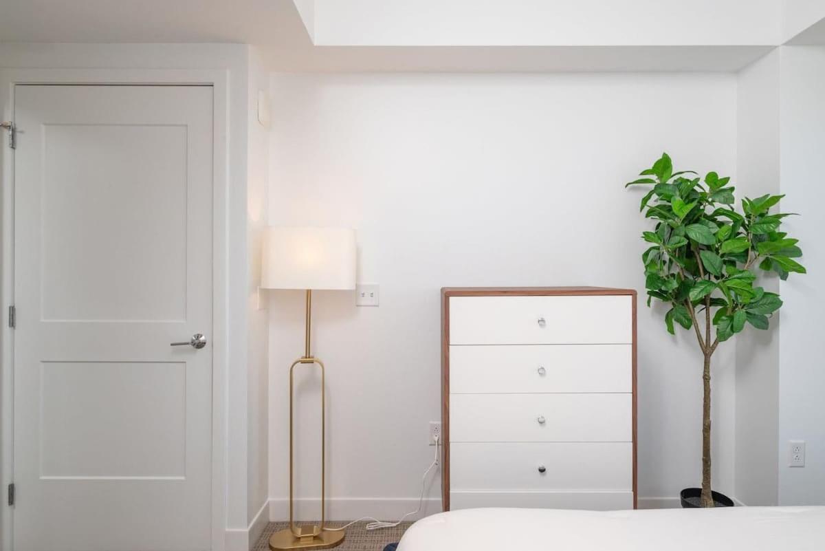 Square 3br With Downtown View Gym And Parking Cambridge