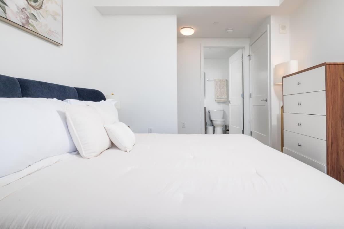 Square 3br With Downtown View Gym And Parking Apartment