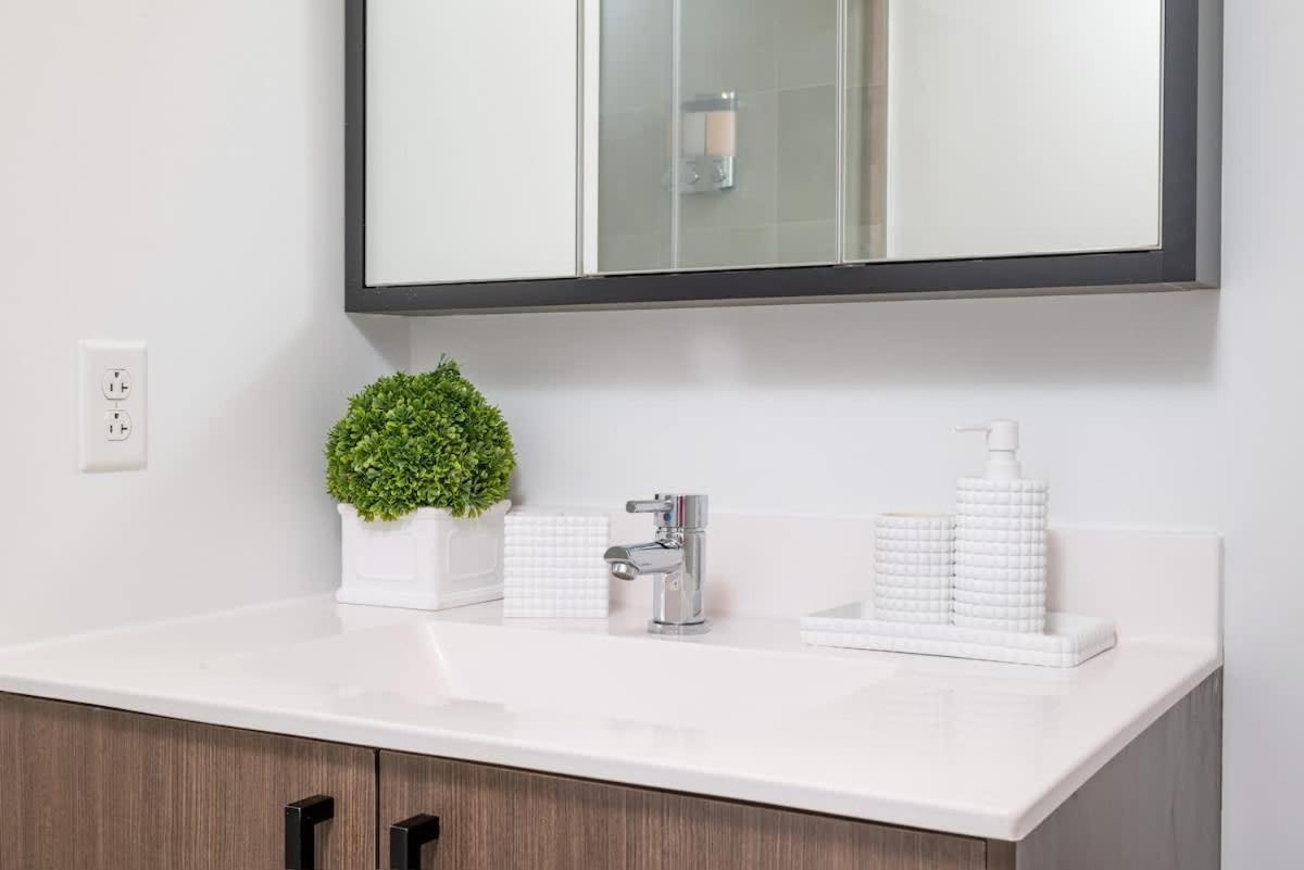 Apartment Square 3br With Downtown View Gym And Parking Cambridge