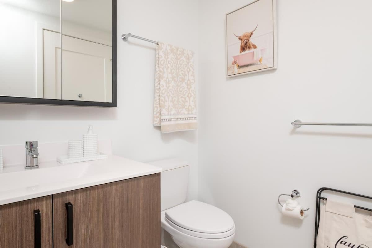 Square 3br With Downtown View Gym And Parking Cambridge