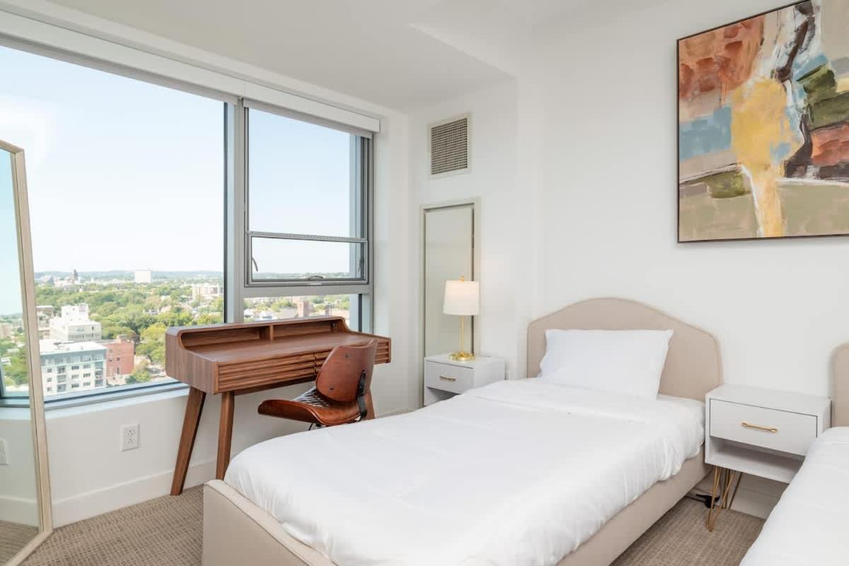 Square 3br With Downtown View Gym And Parking Apartment *