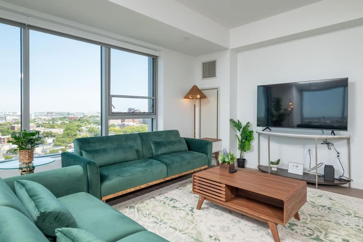 Square 3br With Downtown View Gym And Parking Apartment Cambridge