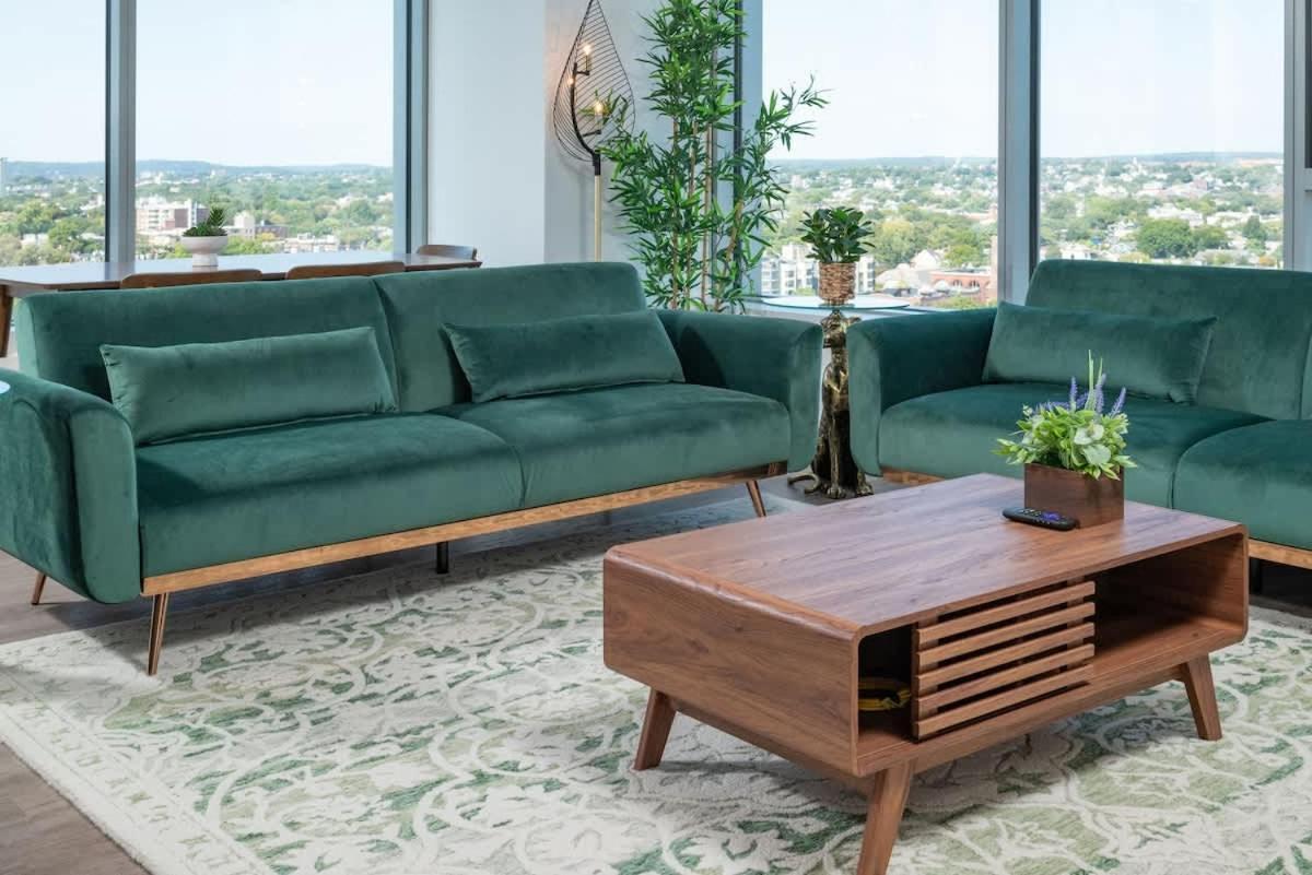 Square 3br With Downtown View Gym And Parking