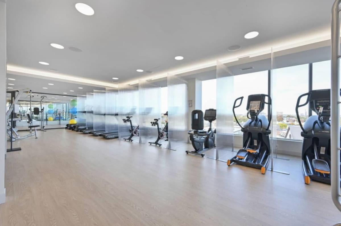 Square 3br With Downtown View Gym And Parking Cambridge