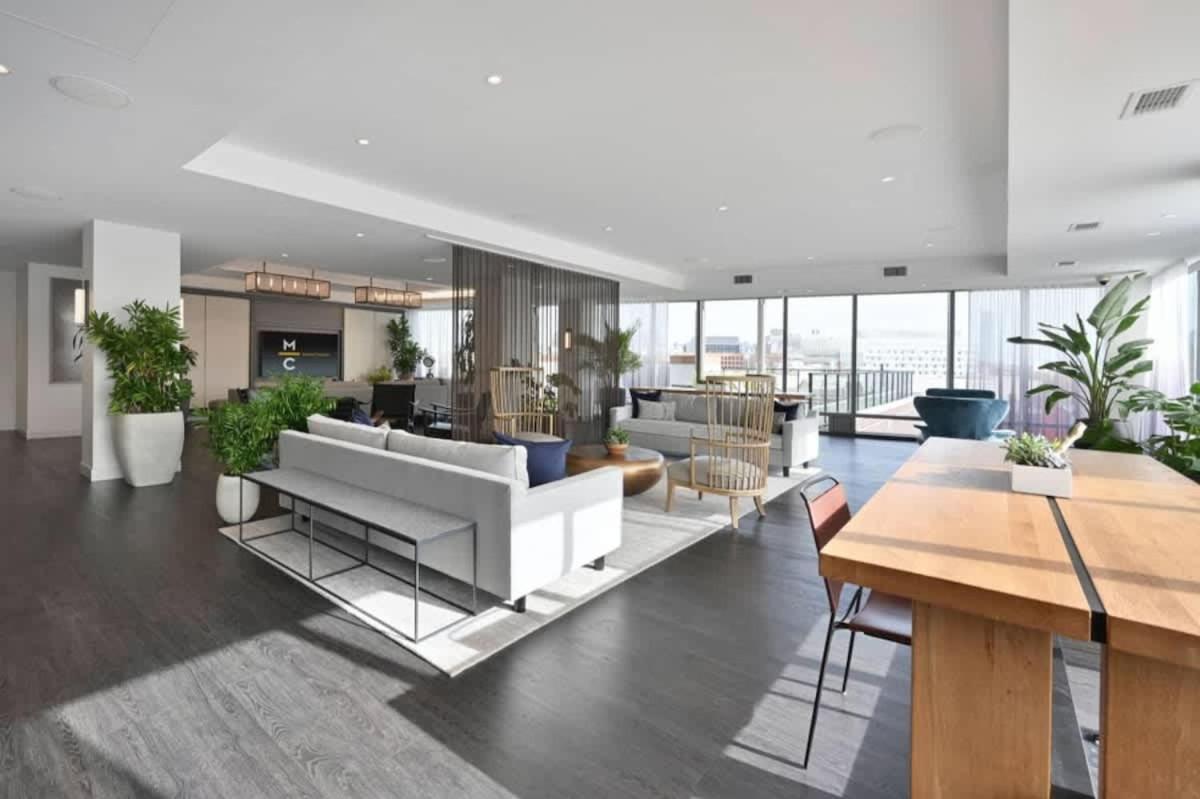 Square 3br With Downtown View Gym And Parking * Cambridge